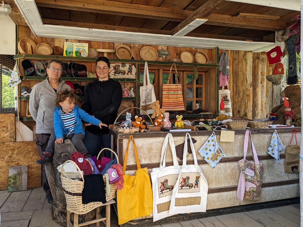 Installation des souvenirs pour les visiteurs